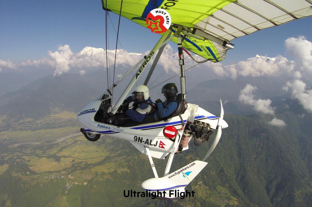 Oyo 575 Api Suites Pokhara Exterior foto